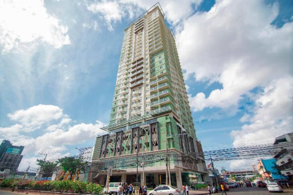 דירות סבו 1822 Deluxe Twin - Migas Haven At Sunvida Tower מראה חיצוני תמונה